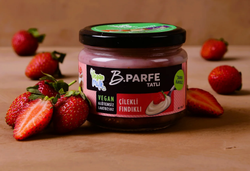 Vegan Milk B.Parfe Çilekli ve Fındıklı 275g - Glutensiz ve Diyet